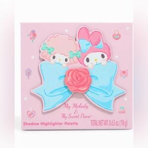 My Melody & My Sweet Piano Eyeshadow & Highlighter Makeup Palette
